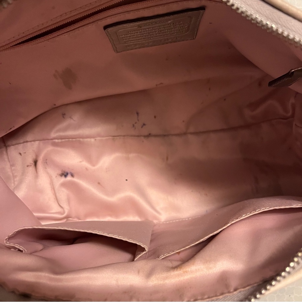 Coach Cream/White Leather Hobo Ashley Bag - Picture 7 of 10
